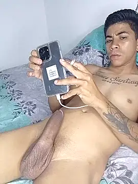 Snapshot of Eduardomieres chatting on 8, 1, 2025 Eduardomieres online show from 8, 1, 2025