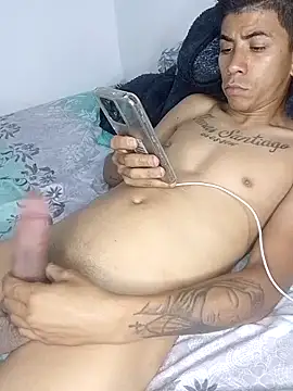 Snapshot of Eduardomieres chatting on 9, 1, 2025 Eduardomieres online show from 9, 1, 2025