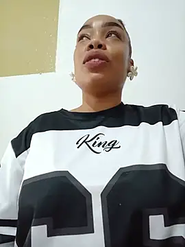 isabellehaynes online show from 10, 7, 2026