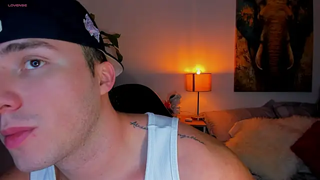 liam oficial02 online show from 17, 3, 2025