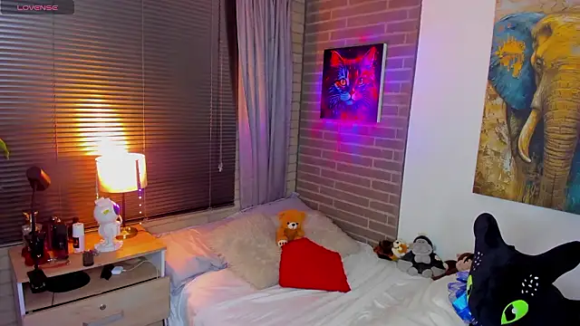 liam oficial02 online show from 6, 3, 2026