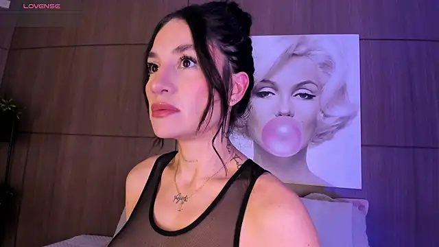 AgattaDuque online show from 28, 11, 2025