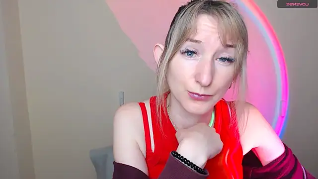 Snapshot of AmandaSell chatting on 18, 5, 2026 AmandaSell online show from 18, 5, 2026