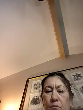 Snapshot of TheDime chatting on 2, 2, 2026 TheDime online show from 2, 2, 2026