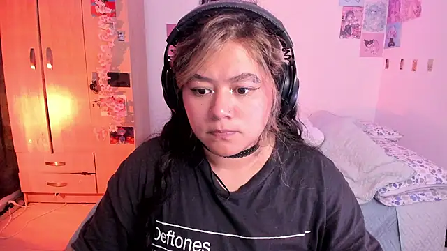 StephaniFox online show from 11, 3, 2025