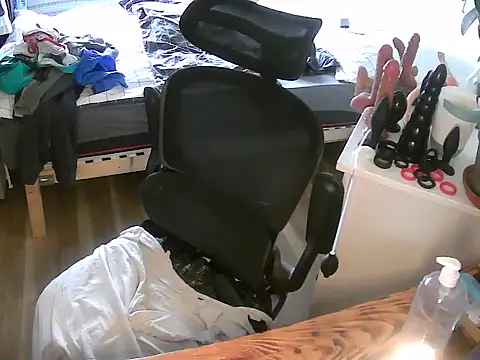 twinkish 90 online show from 23, 1, 2025