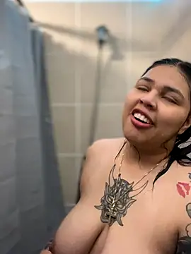 miacanela xo online show from 4, 12, 2025