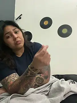 Snapshot of miacanela_xo chatting on 12, 3, 2026 miacanela xo online show from 12, 3, 2026