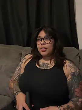 miacanela xo online show from 1, 6, 2026