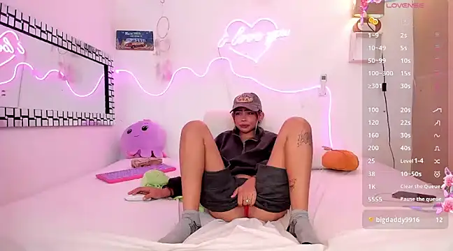 lilith horny online show from 12, 2, 2025