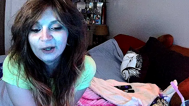 Snapshot of ZeelaXoXo chatting on 14, 1, 2026 ZeelaXoXo online show from 14, 1, 2026