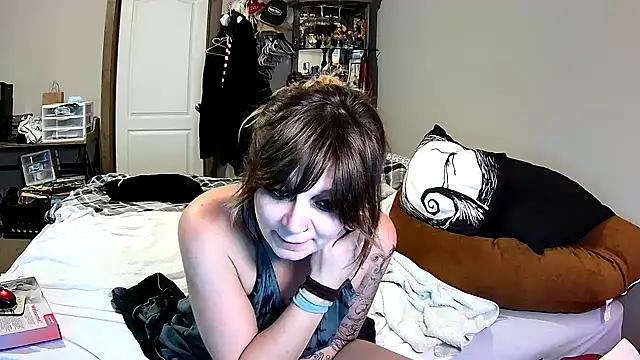 Snapshot of ZeelaXoXo chatting on 2, 3, 2026 ZeelaXoXo online show from 2, 3, 2026