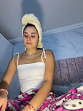 Snapshot of Kimmymadison- chatting on 18, 7, 2026 Kimmymadison- online show from 18, 7, 2026