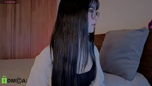 Roxxy mora online show from 14, 7, 2026
