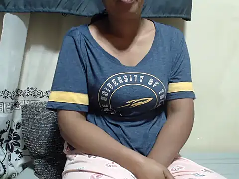 Linda sexy online show from 24, 9, 2025