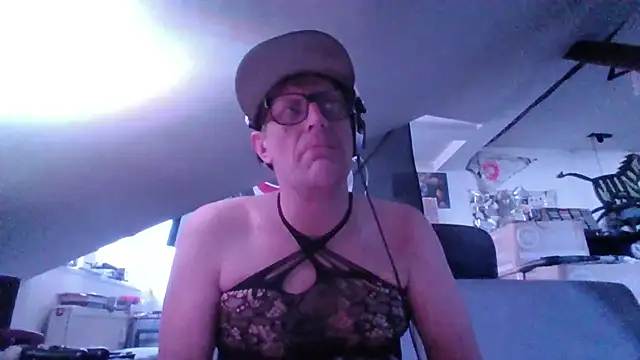 Bigthroaterboy online show from 29, 10, 2025