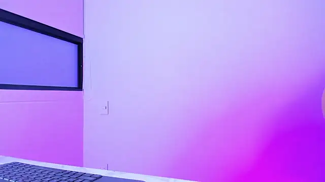 Snapshot of angelinalodge1 chatting on 7, 3, 2025 angelinalodge1 online show from 7, 3, 2025