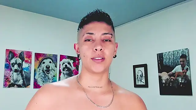 Snapshot of Aleja1214 chatting on 13, 2, 2025 Aleja1214 online show from 13, 2, 2025