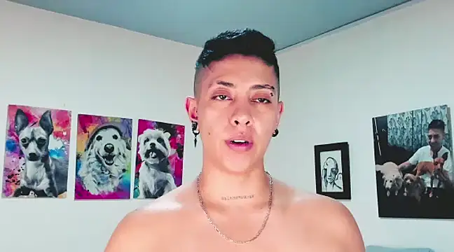 Snapshot of Aleja1214 chatting on 15, 2, 2025 Aleja1214 online show from 15, 2, 2025