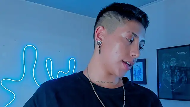 Snapshot of Aleja1214 chatting on 22, 9, 2025 Aleja1214 online show from 22, 9, 2025