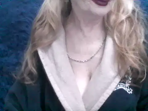 CarlyTreat online show from 12, 2, 2025