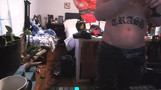 trash4cash online show from 27, 1, 2025