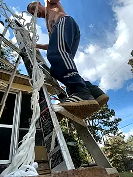 trash4cash online show from 8, 10, 2025