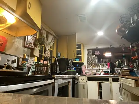 Snapshot of trash4cash chatting on 18, 2, 2026 trash4cash online show from 18, 2, 2026