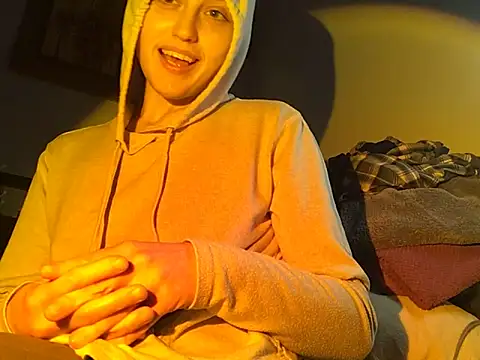 Snapshot of Starving4Cock chatting on 9, 2, 2025 Starving4Cock online show from 9, 2, 2025