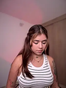 Snapshot of JoselinFlower_ chatting on 22, 12, 2024 JoselinFlower online show from 22, 12, 2024