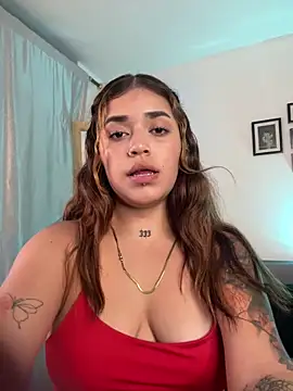 Snapshot of JoselinFlower_ chatting on 6, 3, 2025 JoselinFlower online show from 6, 3, 2025