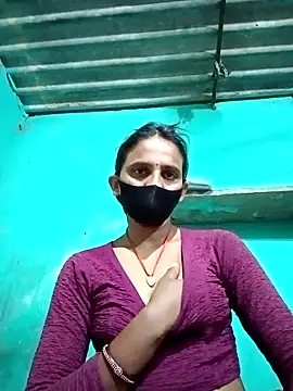 Snapshot of Baby__Shreya chatting on 12, 9, 2025 Baby Shreya online show from 12, 9, 2025