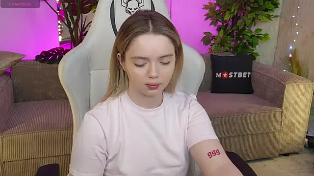 Cassy-Celestial  online show from 13, 1, 2025