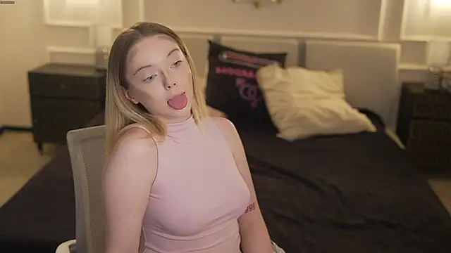 Cassy-Celestial  online show from 26, 10, 2025