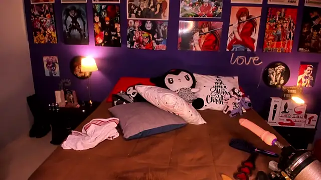 Snapshot of anne_cross chatting on 16, 12, 2024 anne cross online show from 16, 12, 2024