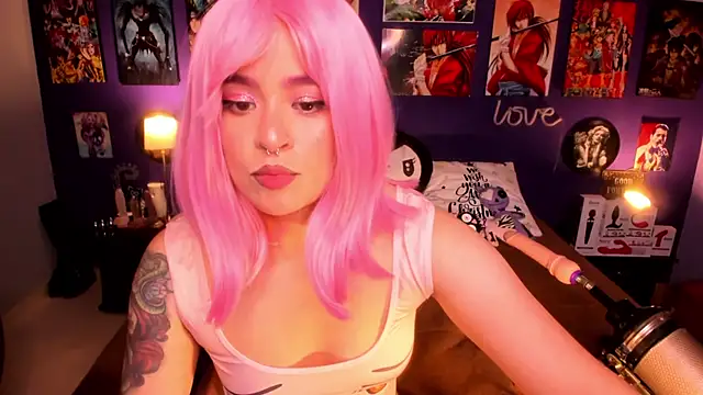 Snapshot of anne_cross chatting on 24, 12, 2024 anne cross online show from 24, 12, 2024