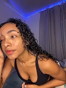 nicoleebony1 online show from 14, 10, 2025