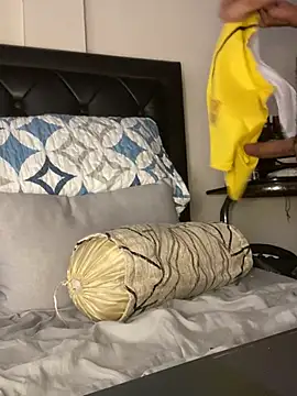 Snapshot of tom_thick chatting on 30, 12, 2024 tom thick online show from 30, 12, 2024