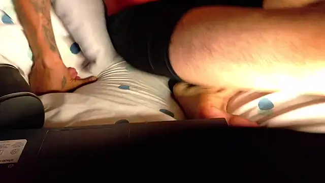 Snapshot of tom_thick chatting on 1, 10, 2025 tom thick online show from 1, 10, 2025