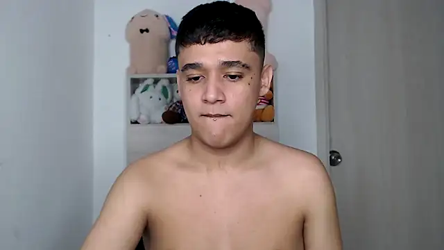 Snapshot of kaiine190 chatting on 13, 2, 2026 kaiine190 online show from 13, 2, 2026