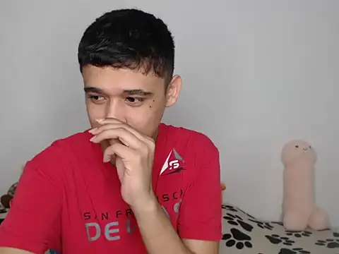 Snapshot of kaiine190 chatting on 20, 2, 2026 kaiine190 online show from 20, 2, 2026