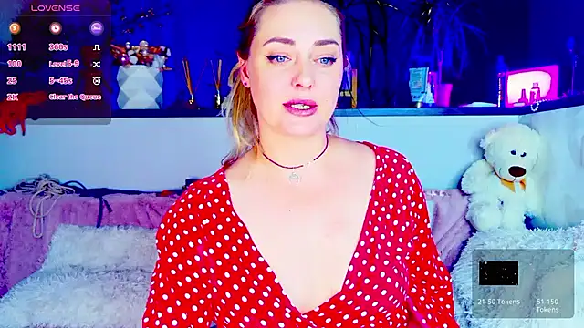 Snapshot of _JuliaSpace_ chatting on 29, 5, 2026 JuliaSpace online show from 29, 5, 2026