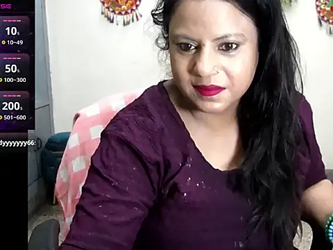 Snapshot of Sexy_komolika chatting on 4, 7, 2026 Sexy komolika online show from 4, 7, 2026