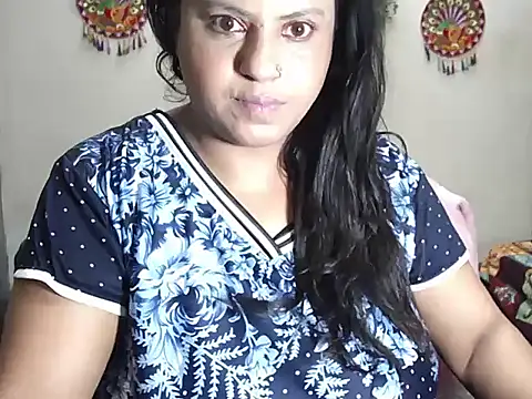 Snapshot of Sexy_komolika chatting on 25, 7, 2026 Sexy komolika online show from 25, 7, 2026