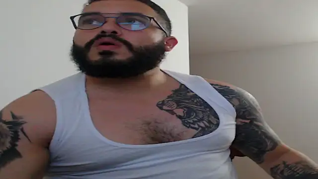 Snapshot of alexandergranda71 chatting on 5, 1, 2025 alexandergranda71 online show from 5, 1, 2025