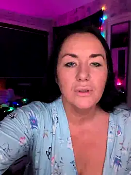 Snapshot of KinkyLittleWitch chatting on 23, 5, 2026 KinkyLittleWitch online show from 23, 5, 2026