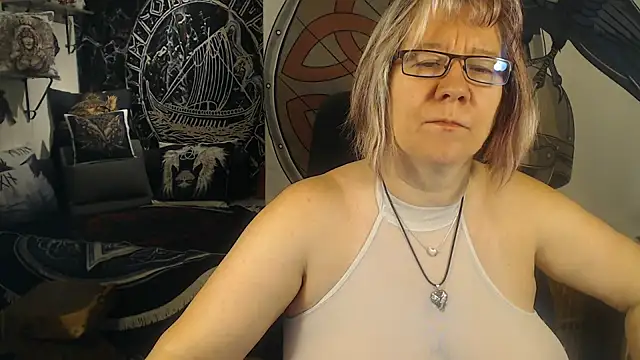 TittenMichelle online show from 5, 10, 2025