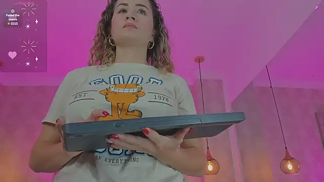 Shantall   online show from 7, 3, 2025