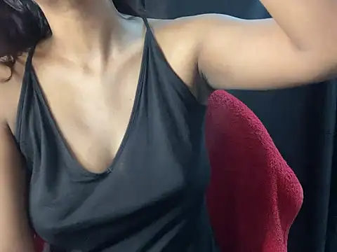 Snapshot of Sexy_trisha__7 chatting on 30, 12, 2024 Sexy trisha  7 online show from 30, 12, 2024
