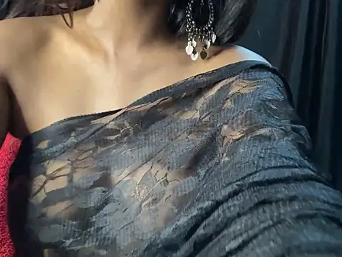 Snapshot of Sexy_trisha__7 chatting on 7, 1, 2025 Sexy trisha  7 online show from 7, 1, 2025